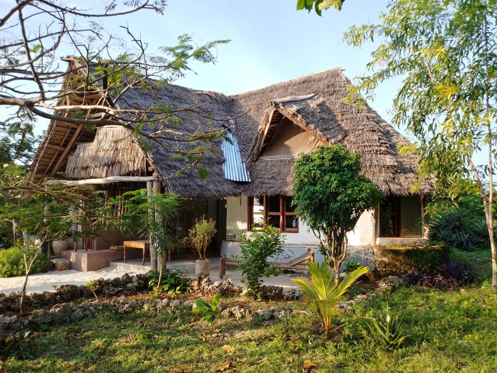 Afya Village At The Sea Michamvi Kamer foto
