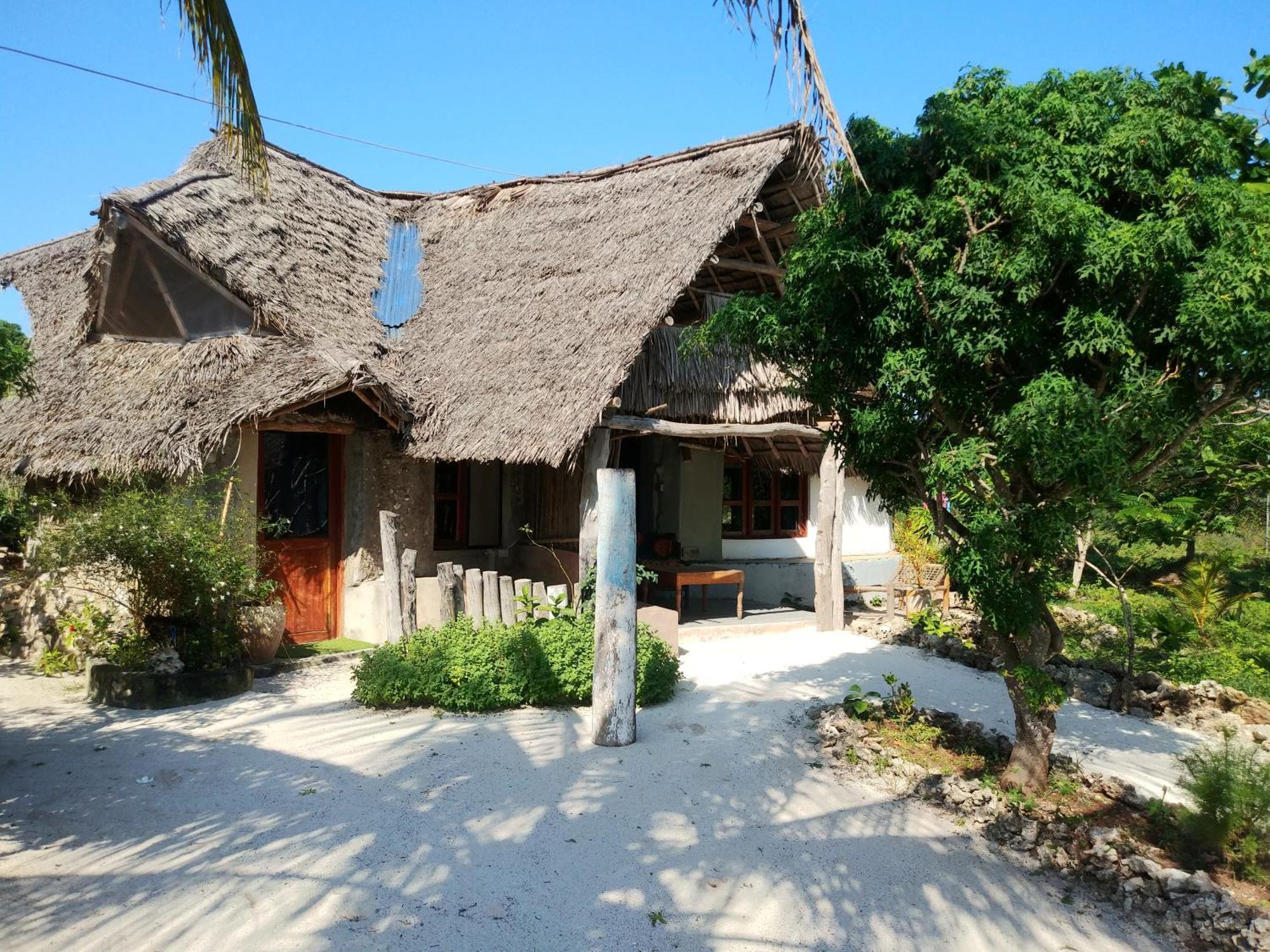 Afya Village At The Sea Michamvi Kamer foto